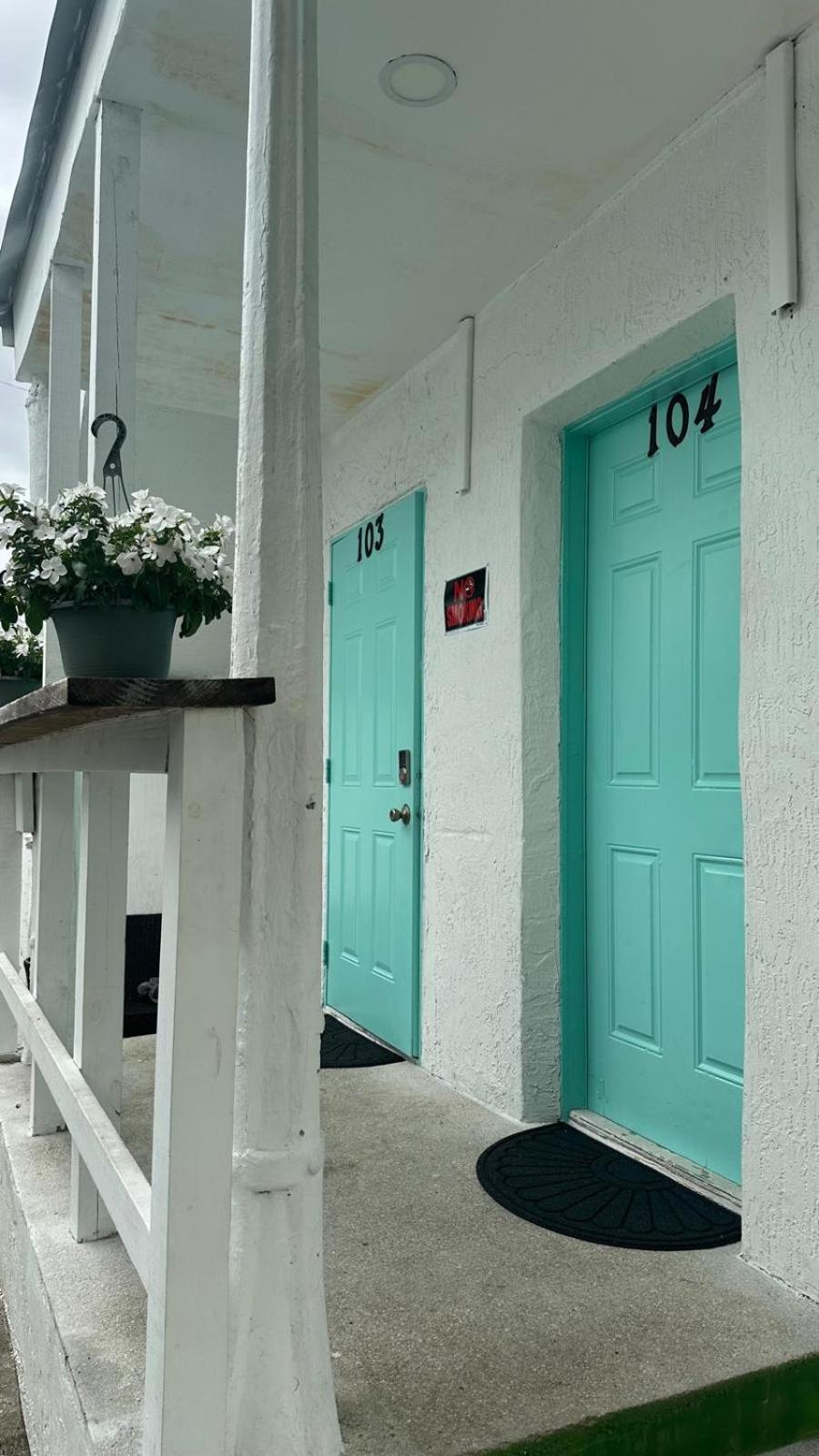 203 Miami Shared Rooms For Men Central Comfortable, Affordable Екстериор снимка