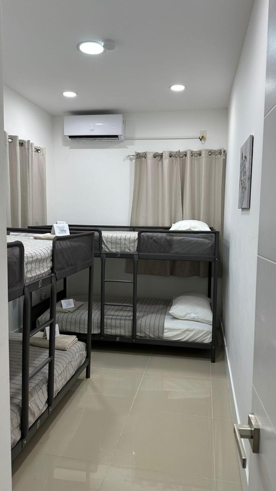 203 Miami Shared Rooms For Men Central Comfortable, Affordable Екстериор снимка