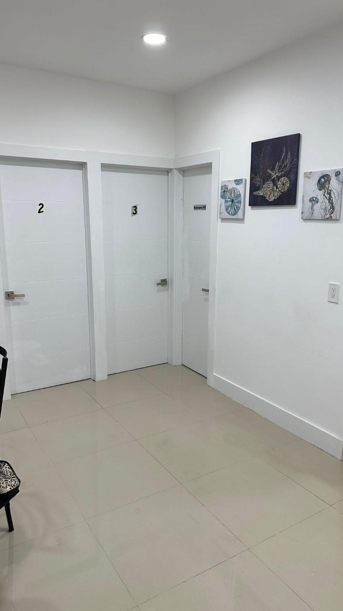 203 Miami Shared Rooms For Men Central Comfortable, Affordable Екстериор снимка